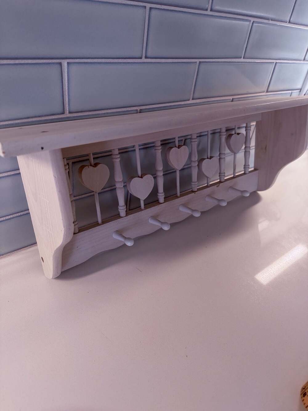 Vintage Solid Wood Heart Spindle Wall Shelf with 5 Pegs - Picture 2 of 3